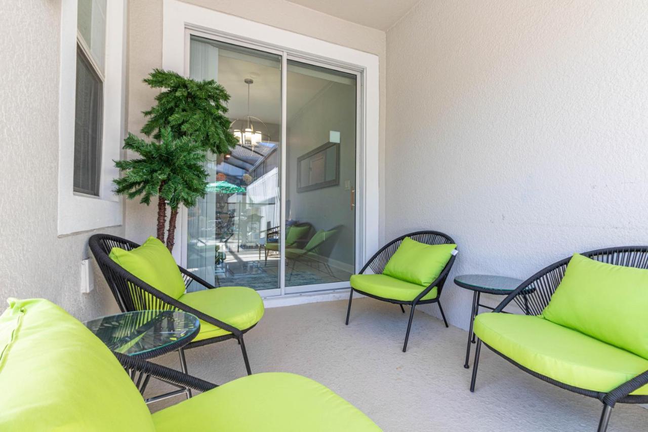 Storey W Pool Near Waterpar Kissimmee